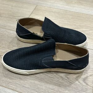 Olukai Pehuea Black Slip on Sneakers